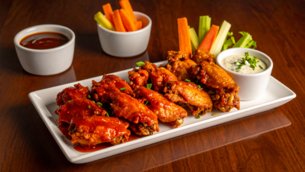 chicken-wing-tray-justforjetscatering